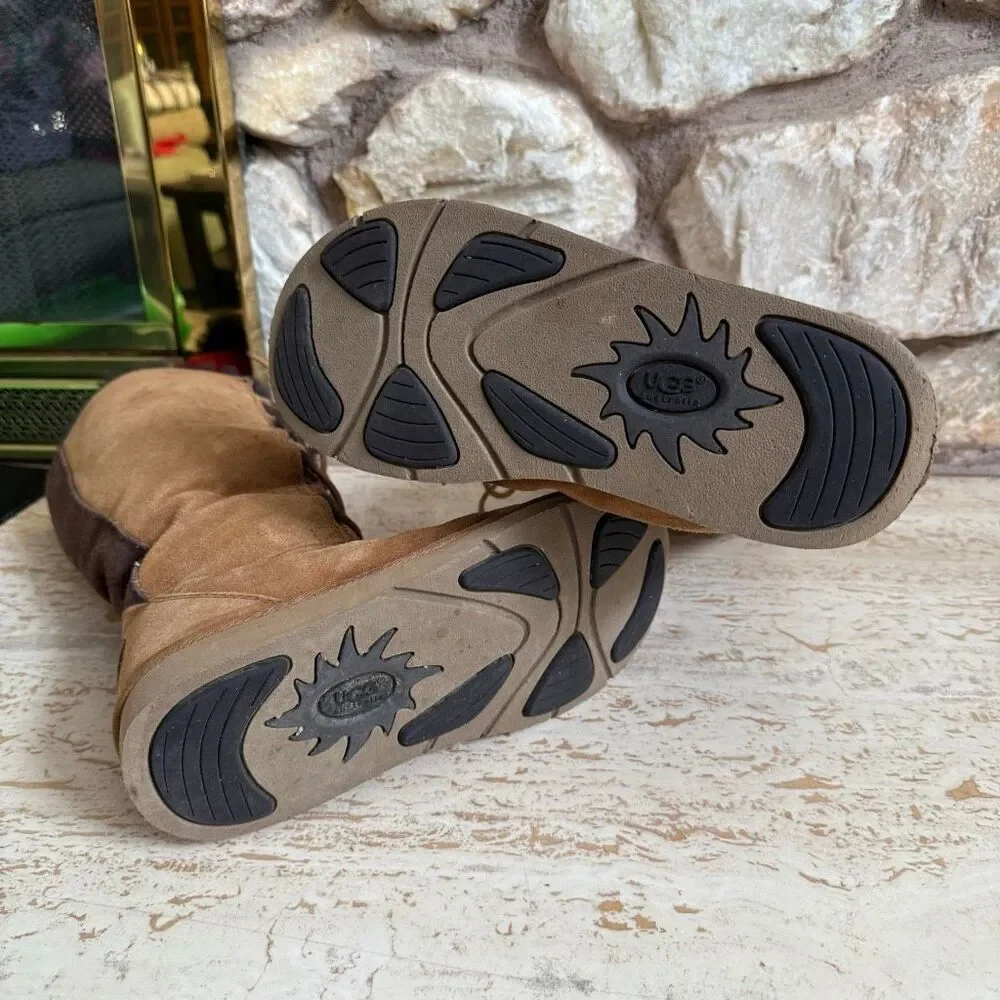 Ugg Australia uptown lace Whitley boot size 8